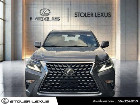 Used 2021 Lexus GX 460 Premium w/ Premium Package image 2