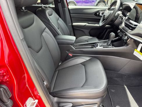 New 2026 Jeep Compass Latitude AWD/4WD image 11