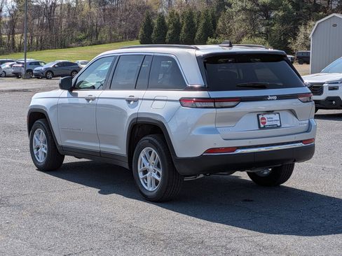 New 2026 Jeep Grand Cherokee Laredo X image 7