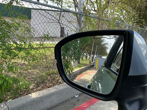 Used 2024 Nissan Pathfinder SV image 20