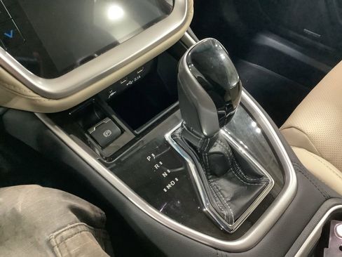 Used 2022 Subaru Legacy Limited image 17