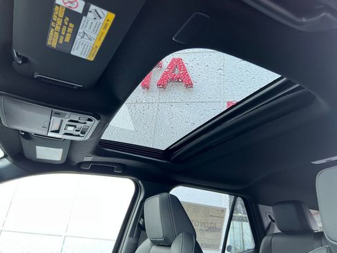 New 2026 Toyota 4Runner TRD Off-Road Premium AWD/4WD image 24