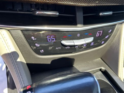 Used 2017 Cadillac CT6 Luxury AWD/4WD image 14