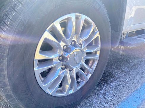 Used 2020 Chevrolet Silverado 2500 High Country w/ Z71 Off-Road Package image 2