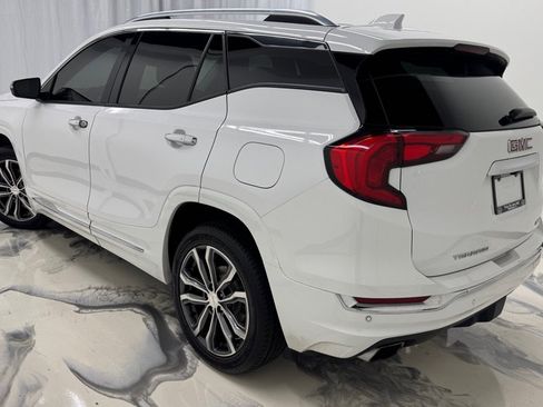 Used 2019 GMC Terrain Denali w/ Driver Alert Package II AWD/4WD image 6