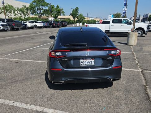 Used 2024 Honda Civic Sport Touring image 7