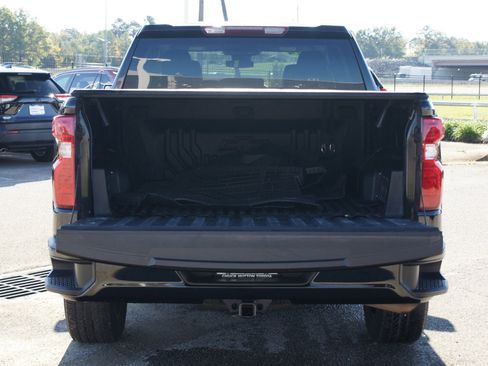 Used 2024 Chevrolet Silverado 1500 Custom image 13