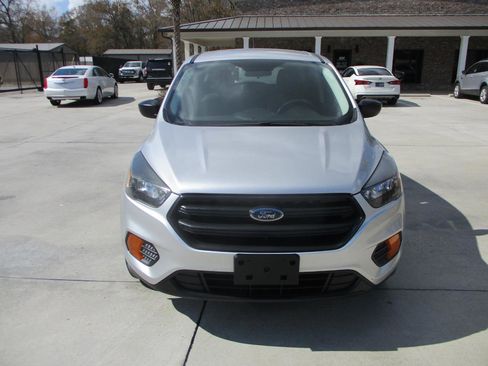 Used 2019 Ford Escape S image 19