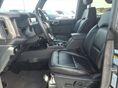 Certified 2025 Ford Bronco Badlands image 22