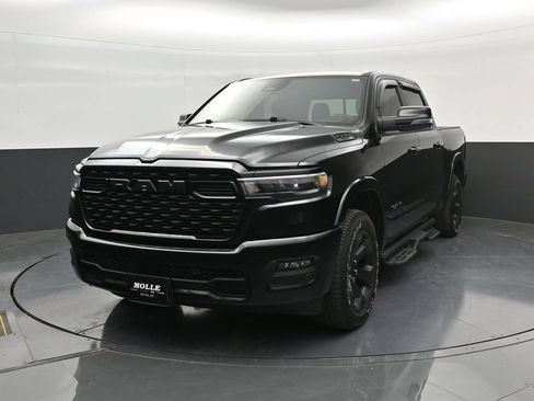 Used 2025 RAM 1500 Big Horn AWD/4WD image 3