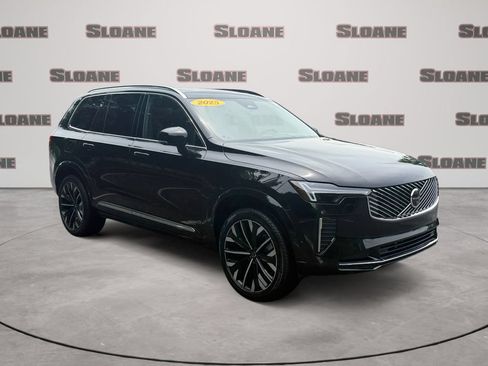 Used 2025 Volvo XC90 B6 Ultra w/ Protection Package AWD/4WD image 7