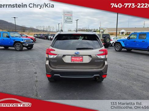 Used 2024 Subaru Forester Premium AWD/4WD image 33