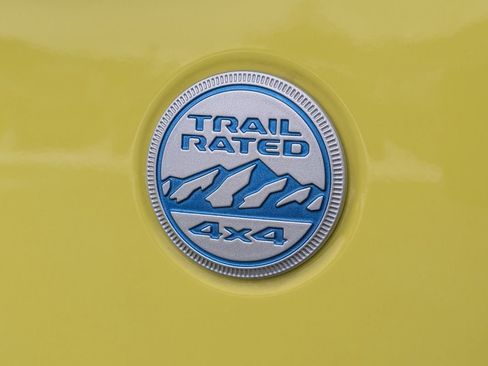 Used 2023 Jeep Wrangler Sahara w/ Cold Weather Group image 16