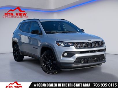 Used 2025 Jeep Compass Latitude w/ Convenience Group