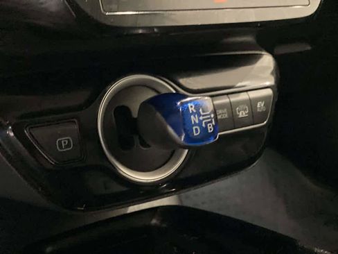 Certified 2021 Toyota Prius Prime Limited image 23