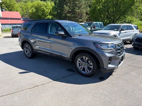 Used 2026 Ford Explorer Active w/ Active Comfort Package AWD/4WD image 14