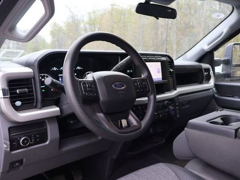 Used 2023 Ford F250 XL w/ STX Appearance Package AWD/4WD image 14