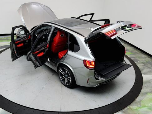 Used 2017 BMW X5 M image 41