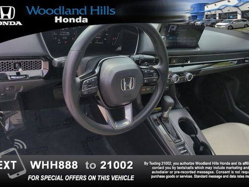 Used 2023 Honda Civic Touring image 9