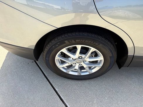 Used 2024 Chevrolet Equinox LS w/ LS Convenience Package FWD image 45