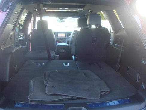 Used 2023 Buick Enclave Essence w/ Experience Buick Package image 27