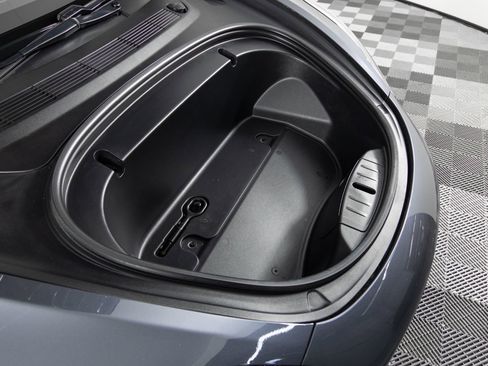 Used 2020 Tesla Model 3 Performance image 38