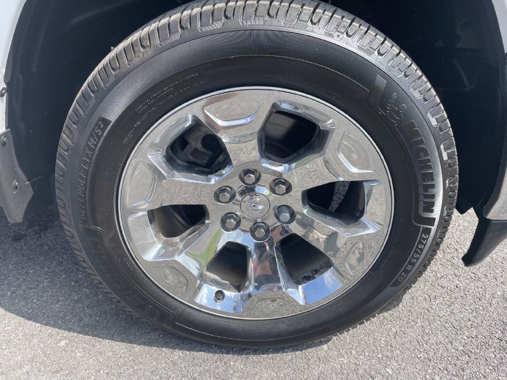Used 2019 RAM 1500 Big Horn AWD/4WD image 36