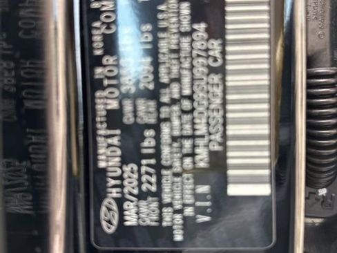 Certified 2025 Hyundai Elantra Sport FWD image 35
