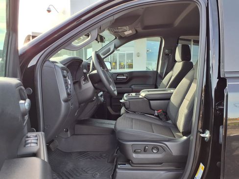 Used 2025 Chevrolet Silverado 1500 Custom Trail Boss AWD/4WD image 27