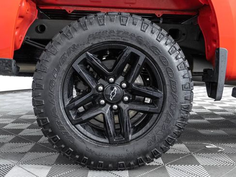 Used 2022 Chevrolet Silverado 1500 LT Trail Boss AWD/4WD image 40