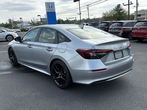 Used 2025 Honda Civic Sport image 6
