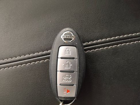 Used 2023 Nissan Sentra SV FWD image 32