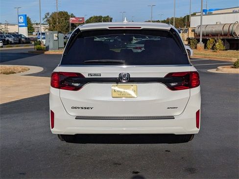 New 2026 Honda Odyssey Sport-L image 7