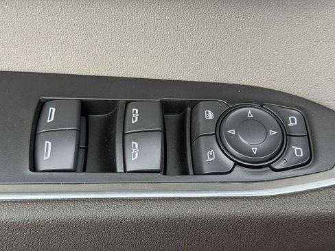 New 2026 GMC Sierra 1500 SLT w/ SLT Premium Plus Package image 18