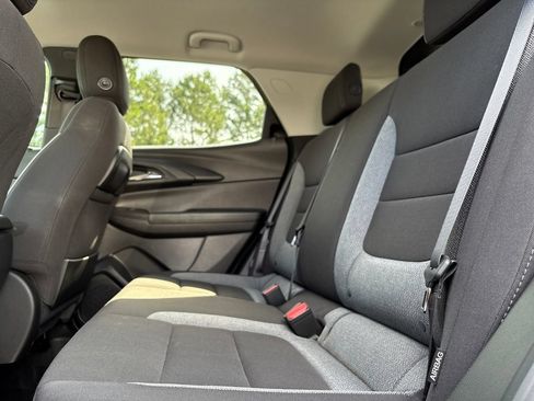 Used 2023 Chevrolet TrailBlazer LT FWD image 22