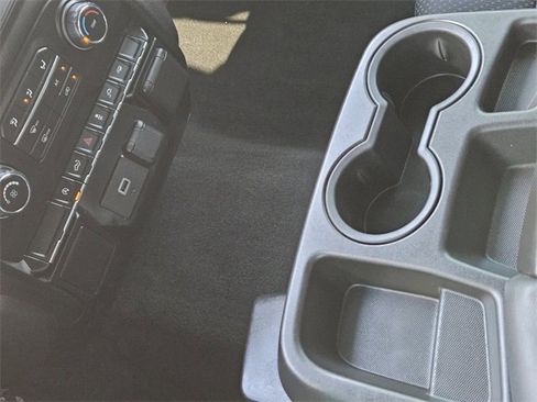 Used 2020 Chevrolet Silverado 1500 Custom w/ Custom Value Package image 19