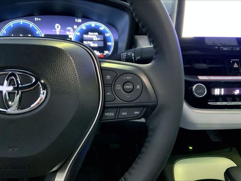 Used 2026 Toyota Corolla SE w/ SE Package image 46