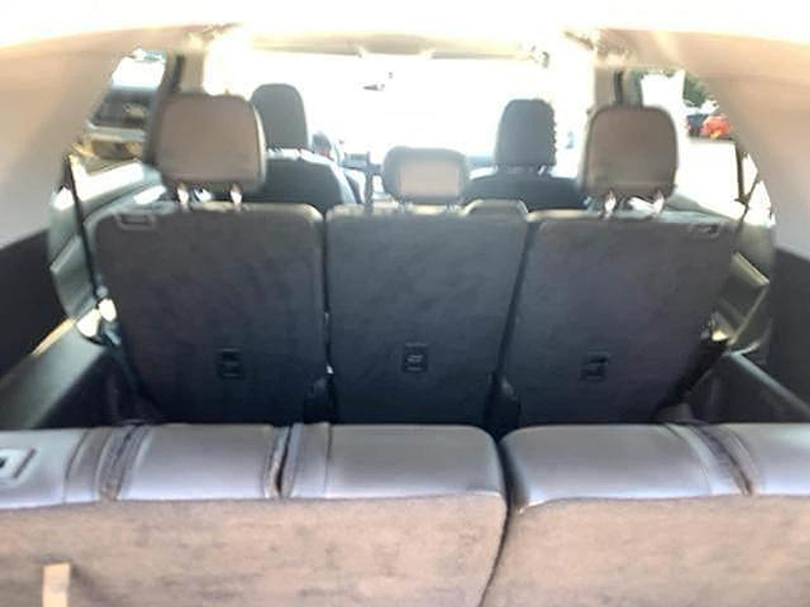 Used 2024 Ford Explorer XLT w/ Equipment Group 202A RWD image 20