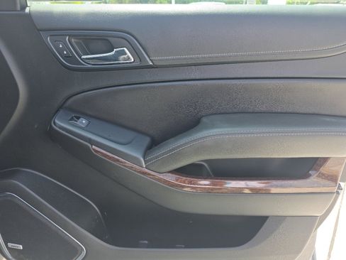 Used 2019 GMC Yukon XL SLT AWD/4WD image 22