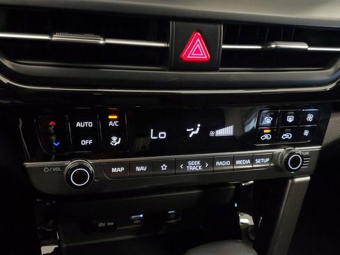 Used 2025 Kia Seltos S FWD image 20