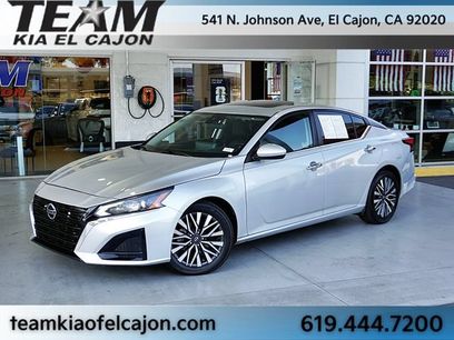 Used 2023 Nissan Altima 2.5 SV w/ SV Premium Package