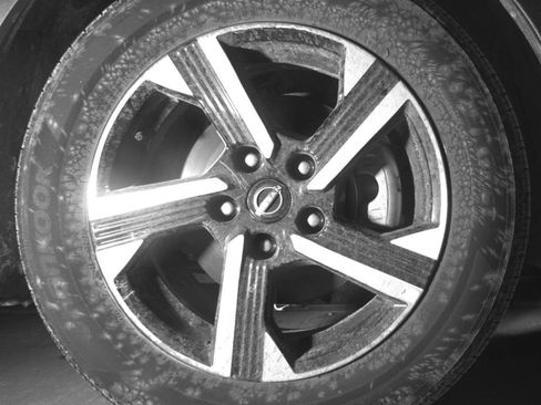 Used 2025 Nissan Sentra SV FWD image 16
