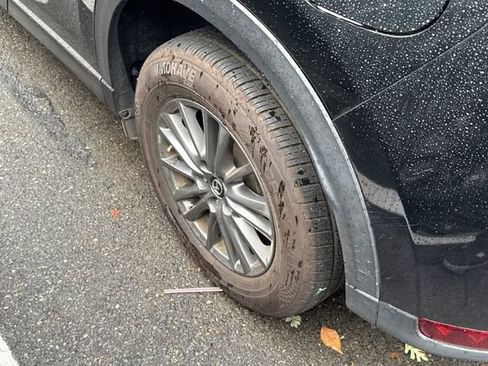 Used 2019 MAZDA CX-5 Touring image 4