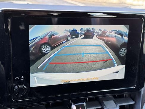 Used 2025 Toyota Corolla LE image 4