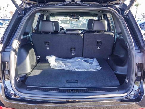 New 2025 Jeep Grand Cherokee Laredo image 25