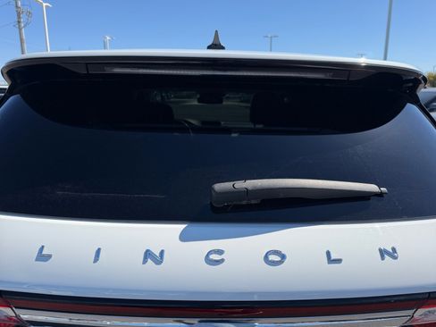 Used 2022 Lincoln Corsair FWD w/ Equipment Group 101A image 24