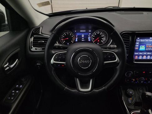 Used 2018 Jeep Compass Limited AWD/4WD image 22