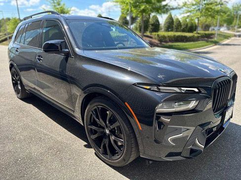 Used 2025 BMW X7 M60i AWD/4WD image 6