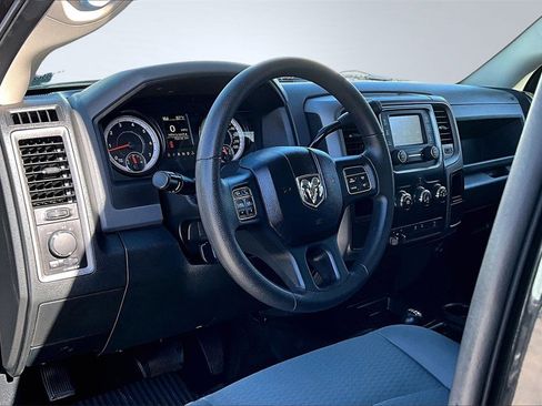 Used 2016 RAM 2500 Tradesman w/ Chrome Appearance Group image 15