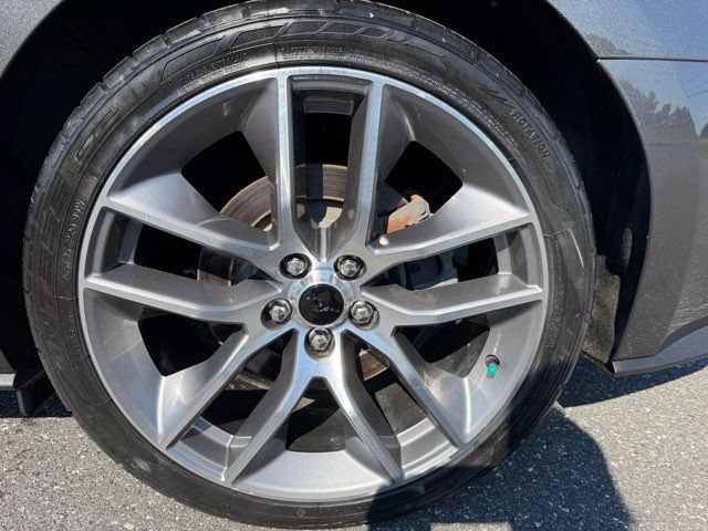 Used 2015 Ford Mustang GT Premium RWD image 29